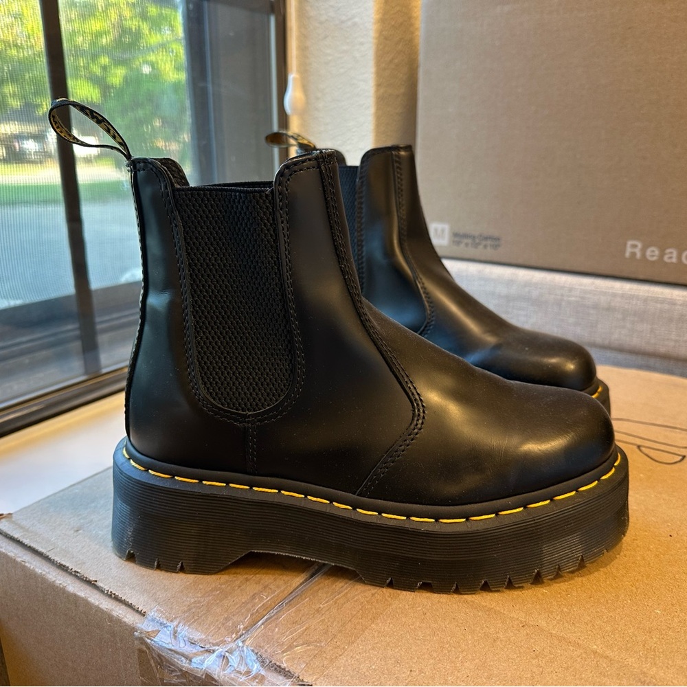 Dr. Martens 2976 Platform Black Leather Chelsea Boots - Picture 3 of 7